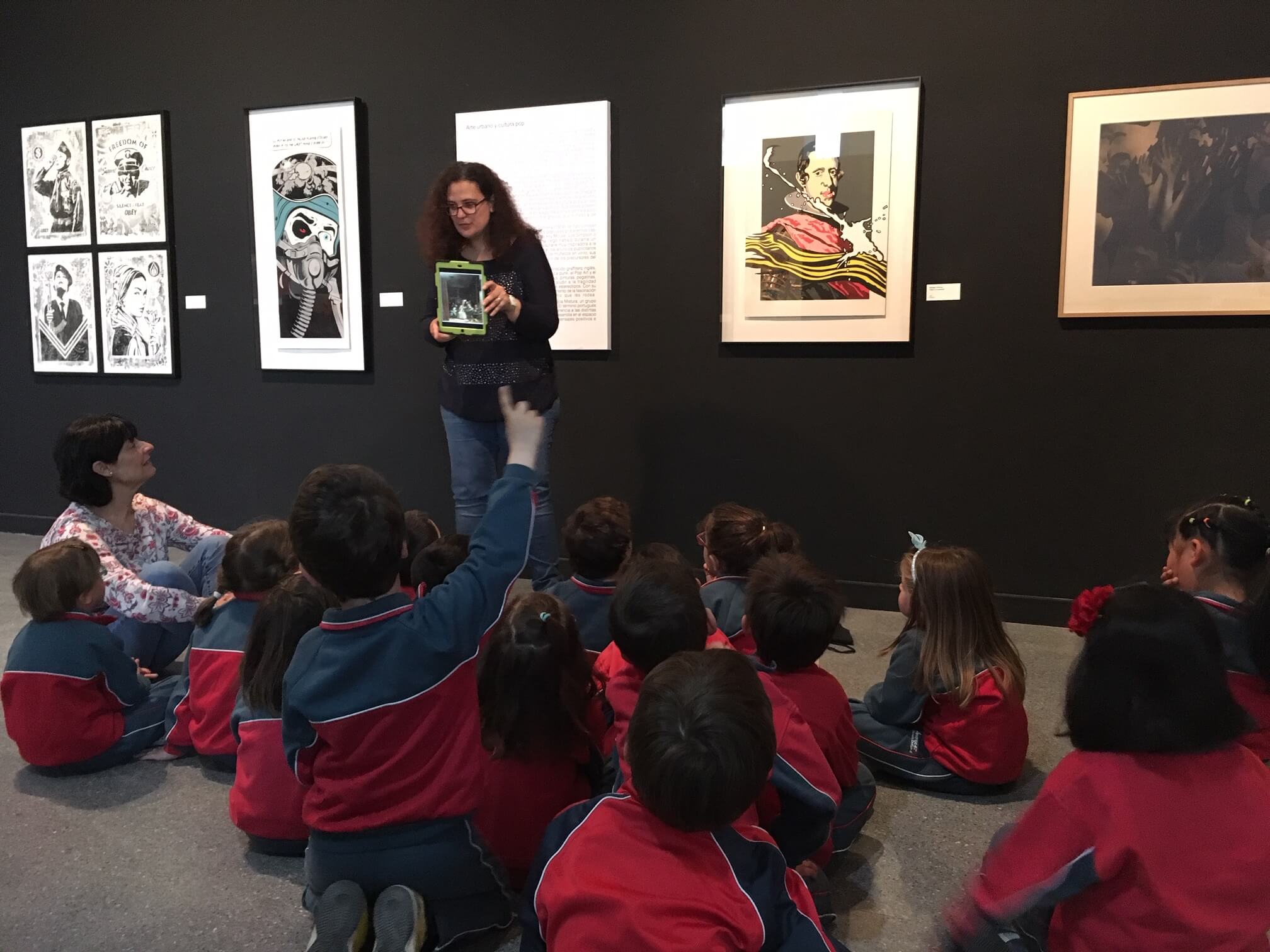 Infantil disfruta del Pop Art en el teatro Buero Vallejo de Alcorcón