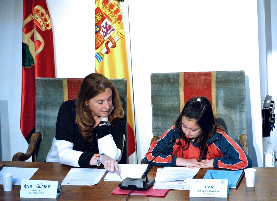 Alcaldesa y concejales de Alcorcón por un día, gracias a propuestas de mejora del medio ambiente.